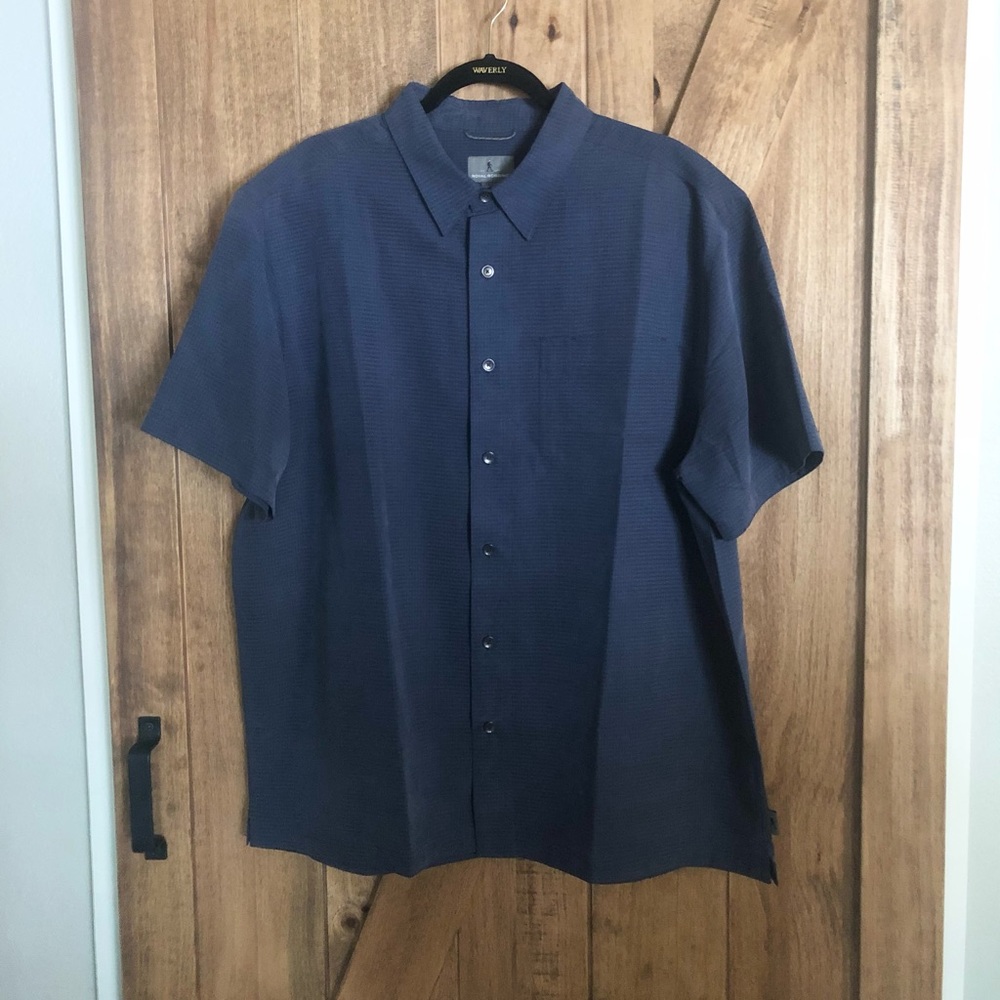 High quality Royal Robbins short sleeve shirt.